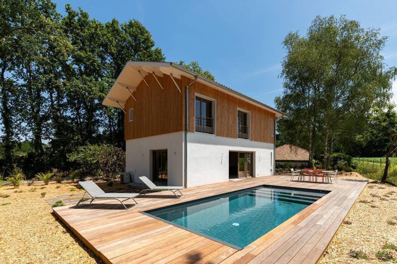 VILLA  FAKARAVA