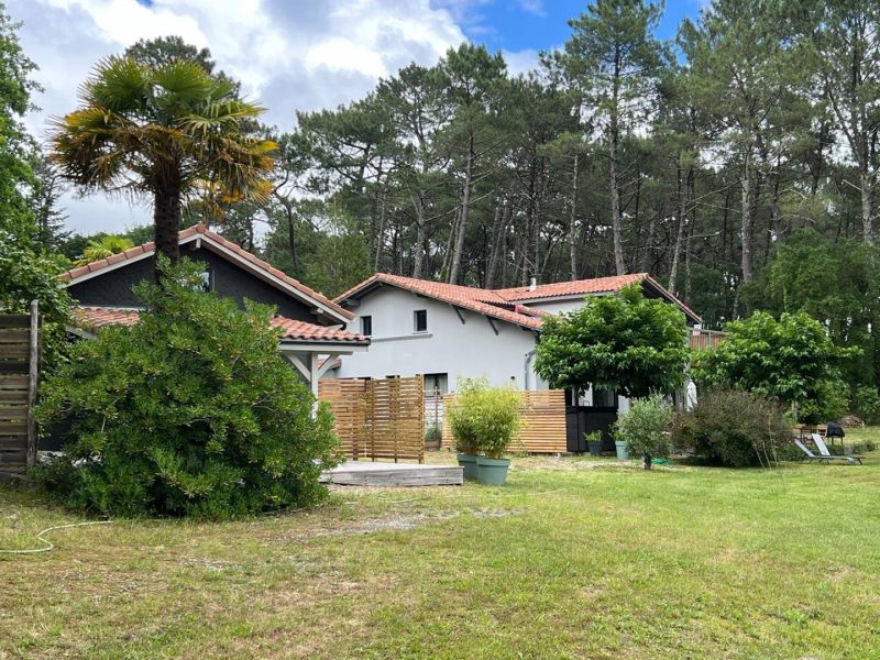 VILLA  LAGUILLOTTE